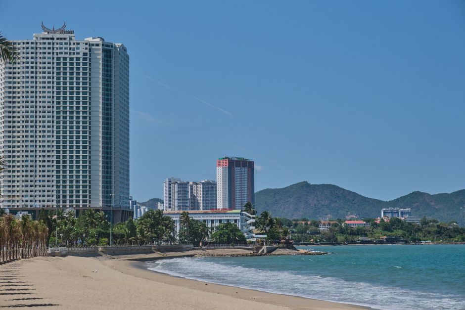 Bí quyết đặt căn hộ du lịch cao cấp Nha Trang có hồ bơi vô cực chuẩn chuyên gia