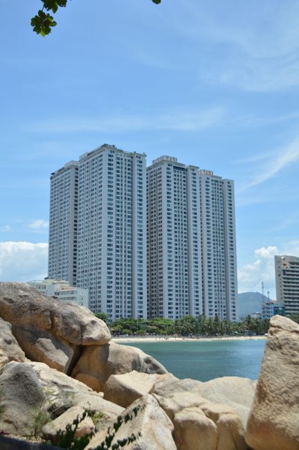 Top 4 mô hình căn hộ du lịch cao cấp Nha Trang đường Trần Phú đáng đầu tư nhất 2026